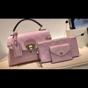 Brand new LOUIS VUITTON GEORGES BB Rose Pourde
